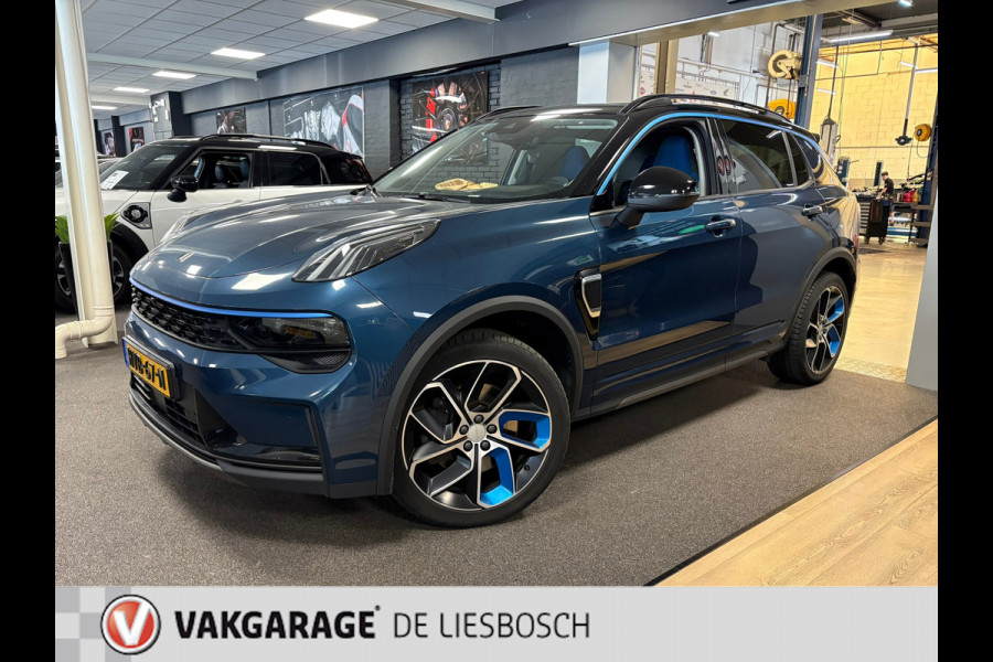 Lynk & Co 01 1.5 / pano / 360 camera / model 2023 / Infinity / navi / stoelverwarming