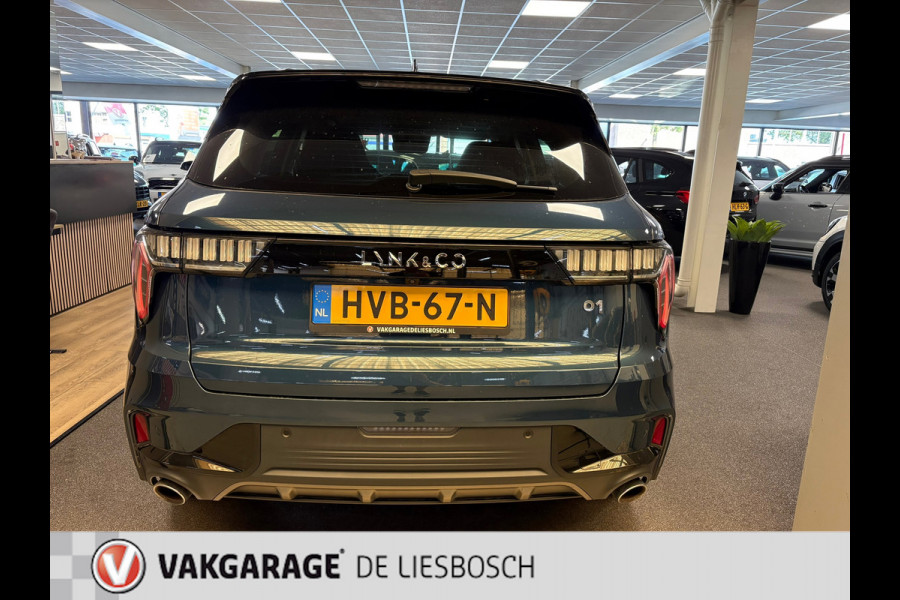Lynk & Co 01 1.5 / pano / 360 camera / model 2023 / Infinity / navi / stoelverwarming
