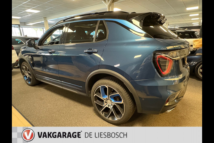 Lynk & Co 01 1.5 / pano / 360 camera / model 2023 / Infinity / navi / stoelverwarming