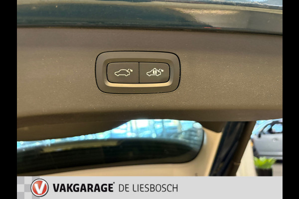 Lynk & Co 01 1.5 / pano / 360 camera / model 2023 / Infinity / navi / stoelverwarming
