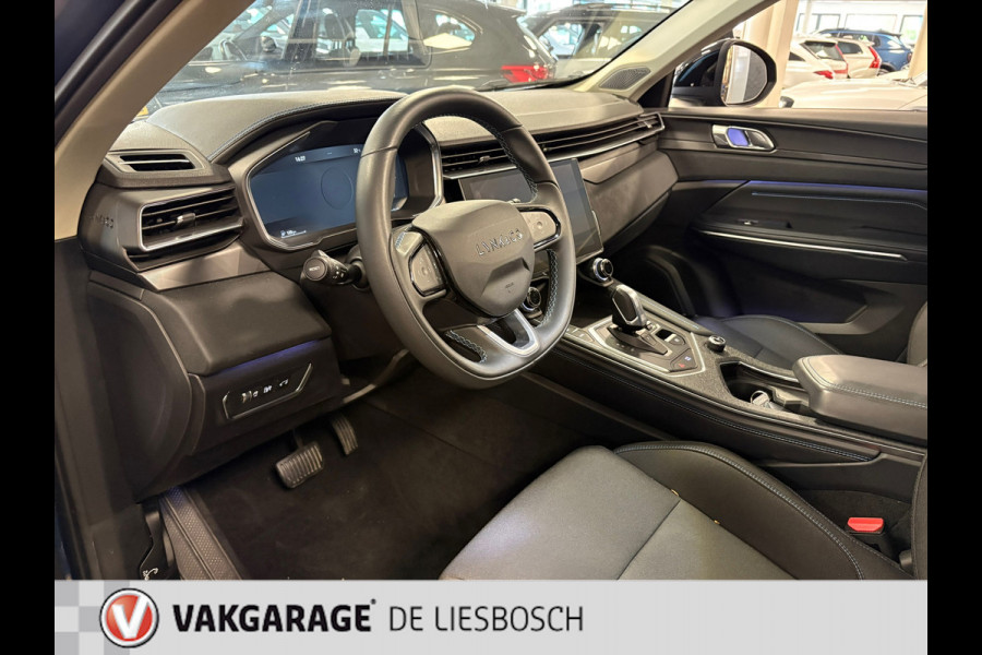 Lynk & Co 01 1.5 / pano / 360 camera / model 2023 / Infinity / navi / stoelverwarming