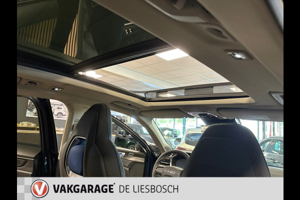 Lynk & Co 01 1.5 / pano / 360 camera / model 2023 / Infinity / navi / stoelverwarming