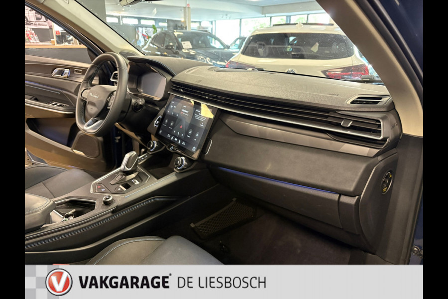 Lynk & Co 01 1.5 / pano / 360 camera / model 2023 / Infinity / navi / stoelverwarming
