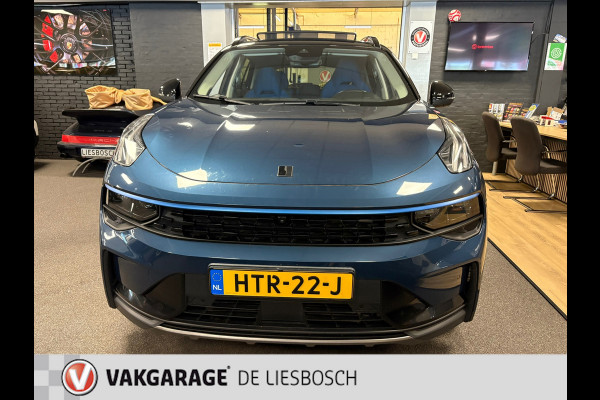 Lynk & Co 01 1.5 / pano / 360 camera / model 2023 / Infinity / navi / stoelverwarming
