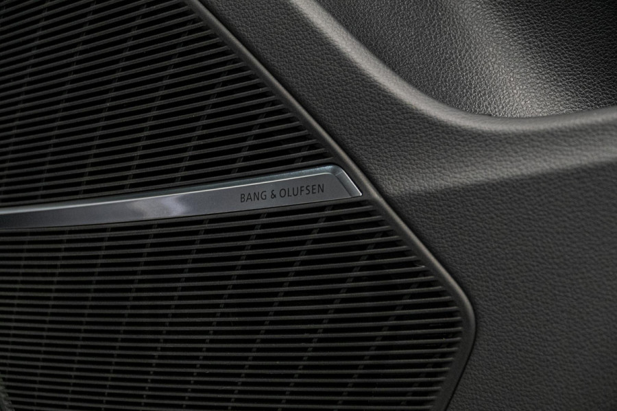 Audi SQ8 4.0 TFSI Quattro *Bang & Olufsen / Stoelventilatie + Massage / AWD-Besturing / Panorama / Soft-Close / Standverwarming*
