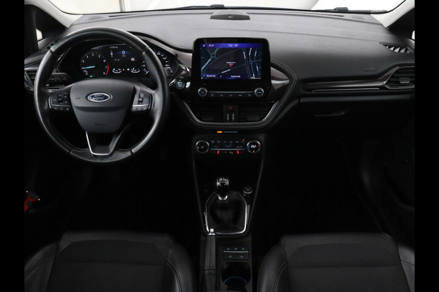 Ford Fiesta 1.0 EcoBoost Vignale | 125pk | Stoel & stuurverwarming | Half leder | B&O Sound | Trekhaak | Carplay | Keyless | Camera | Climate control | Park Assist | Cruise control | Navigatie