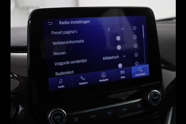 Ford Fiesta 1.0 EcoBoost Vignale | 125pk | Stoel & stuurverwarming | Half leder | B&O Sound | Trekhaak | Carplay | Keyless | Camera | Climate control | Park Assist | Cruise control | Navigatie
