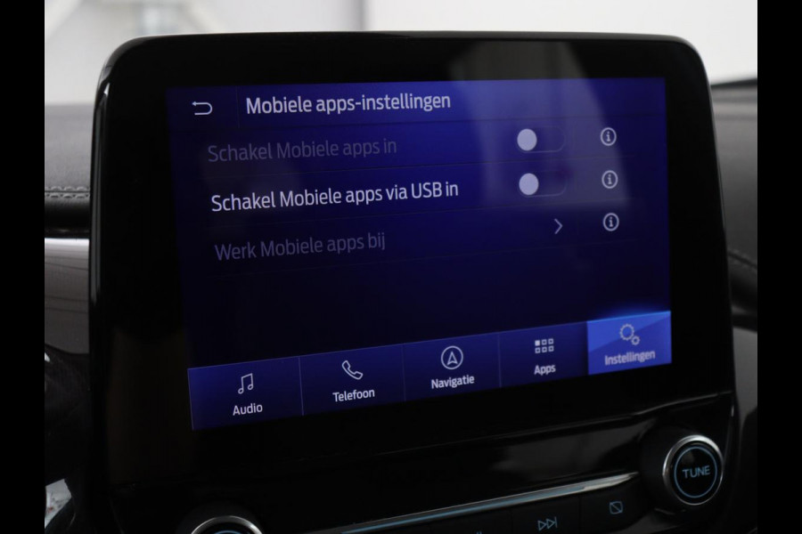Ford Fiesta 1.0 EcoBoost Vignale | 125pk | Stoel & stuurverwarming | Half leder | B&O Sound | Trekhaak | Carplay | Keyless | Camera | Climate control | Park Assist | Cruise control | Navigatie