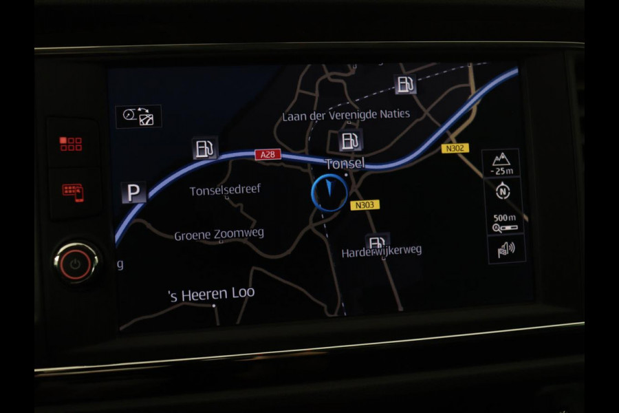 Seat Leon 1.5 TSI FR Business Intens | Stoelverwarming | Trekhaak | Adaptive cruise | Carplay | Virtual Cockpit | Full LED | Sfeerverlichting | Navigatie