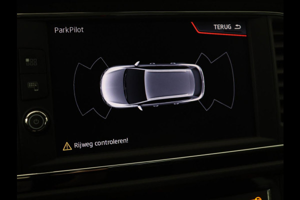 Seat Leon 1.5 TSI FR Business Intens | Stoelverwarming | Trekhaak | Adaptive cruise | Carplay | Virtual Cockpit | Full LED | Sfeerverlichting | Navigatie