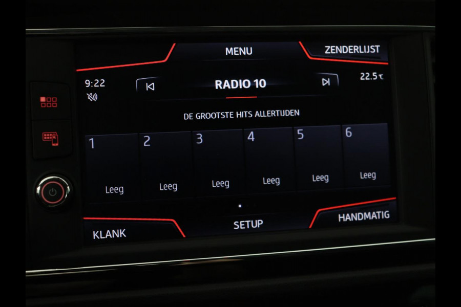 Seat Leon 1.5 TSI FR Business Intens | Stoelverwarming | Trekhaak | Adaptive cruise | Carplay | Virtual Cockpit | Full LED | Sfeerverlichting | Navigatie