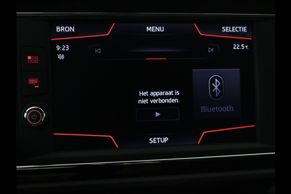 Seat Leon 1.5 TSI FR Business Intens | Stoelverwarming | Trekhaak | Adaptive cruise | Carplay | Virtual Cockpit | Full LED | Sfeerverlichting | Navigatie