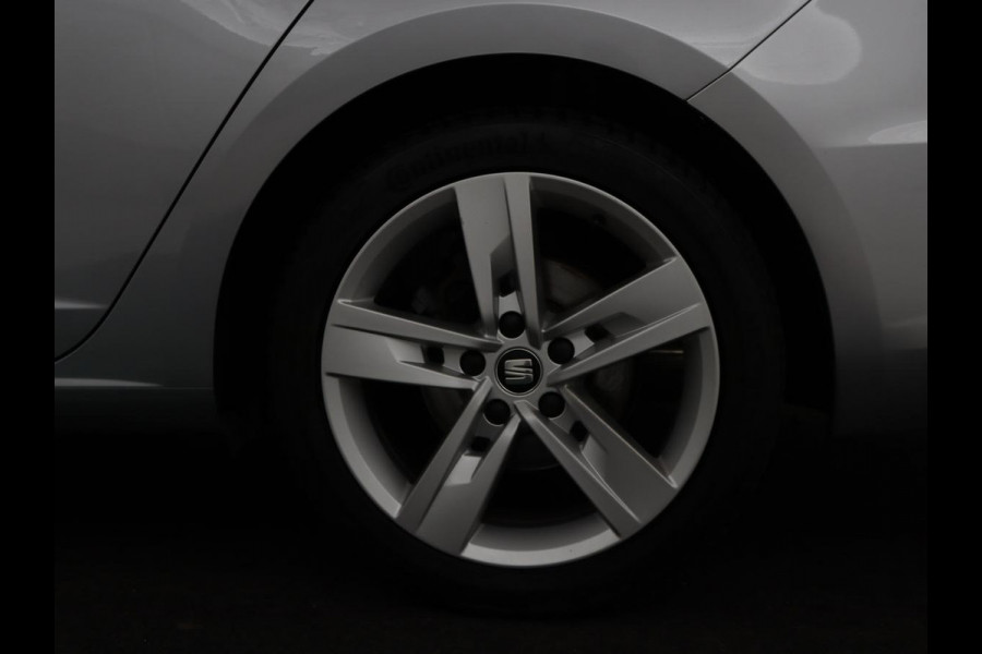 Seat Leon 1.5 TSI FR Business Intens | Stoelverwarming | Trekhaak | Adaptive cruise | Carplay | Virtual Cockpit | Full LED | Sfeerverlichting | Navigatie