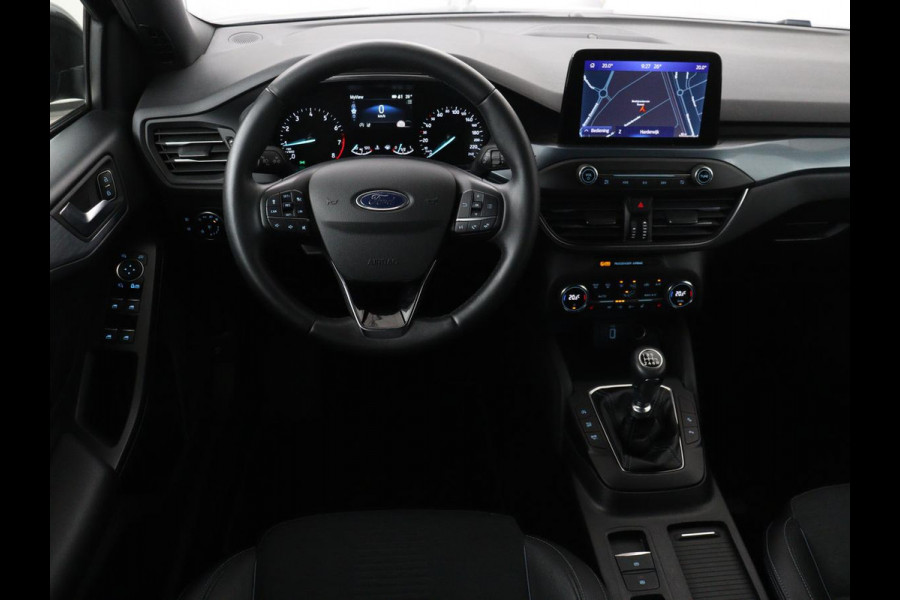 Ford Focus 1.0 EcoBoost Active | Trekhaak | Half leder | Stoel & stuurverwarming | B&O Sound | Camera | Adaptive cruise | Climate control | Keyless | Full LED