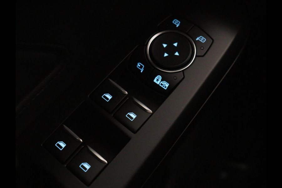 Ford Focus 1.0 EcoBoost Active | Trekhaak | Half leder | Stoel & stuurverwarming | B&O Sound | Camera | Adaptive cruise | Climate control | Keyless | Full LED