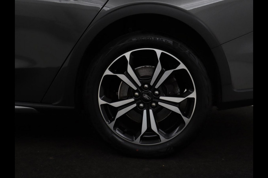 Ford Focus 1.0 EcoBoost Active | Trekhaak | Half leder | Stoel & stuurverwarming | B&O Sound | Camera | Adaptive cruise | Climate control | Keyless | Full LED