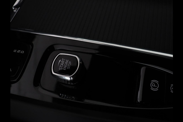 Volvo V60 2.0 B4 Momentum | Stoel & stuurverwarming | Trekhaak | Camera | Adaptive cruise | Carplay | Achterbankverwarming | Full LED | Navigatie