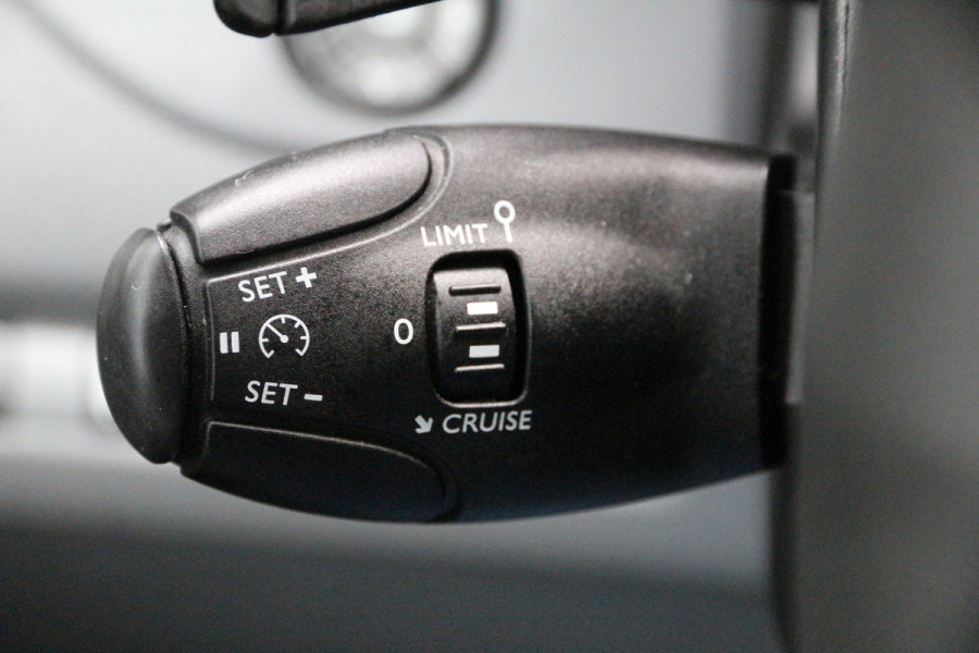 Peugeot Expert 2.0 BlueHDI 180 | Aut. | DC | L3 | Headup | Keyless | Navi | Clima..