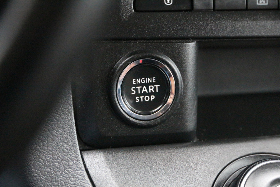 Peugeot Expert 2.0 BlueHDI 180 | Aut. | DC | L3 | Headup | Keyless | Navi | Clima..