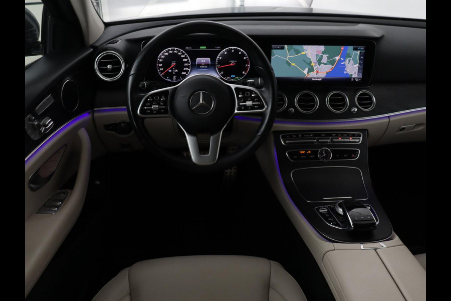 Mercedes-Benz E-Klasse 200 Business Solutions | Leder | 360 camera | Stoelverwarming | Carplay | Matrix LED | Widescreen | Park Assist | Navigatie | Memory
