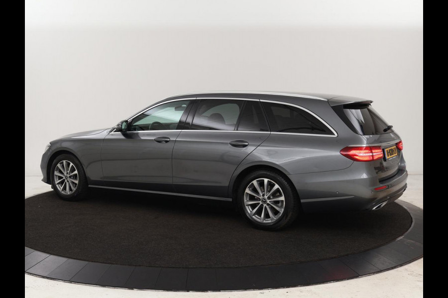Mercedes-Benz E-Klasse 200 Business Solutions | Leder | 360 camera | Stoelverwarming | Carplay | Matrix LED | Widescreen | Park Assist | Navigatie | Memory