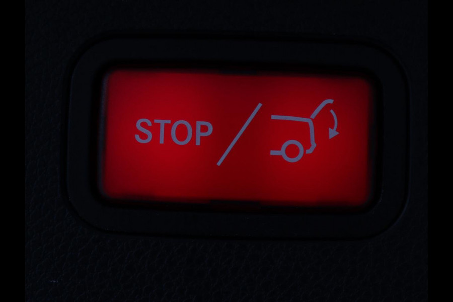 Mercedes-Benz E-Klasse 200 Business Solutions | Leder | 360 camera | Stoelverwarming | Carplay | Matrix LED | Widescreen | Park Assist | Navigatie | Memory