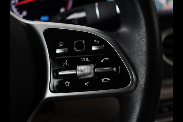Mercedes-Benz E-Klasse 200 Business Solutions | Leder | 360 camera | Stoelverwarming | Carplay | Matrix LED | Widescreen | Park Assist | Navigatie | Memory