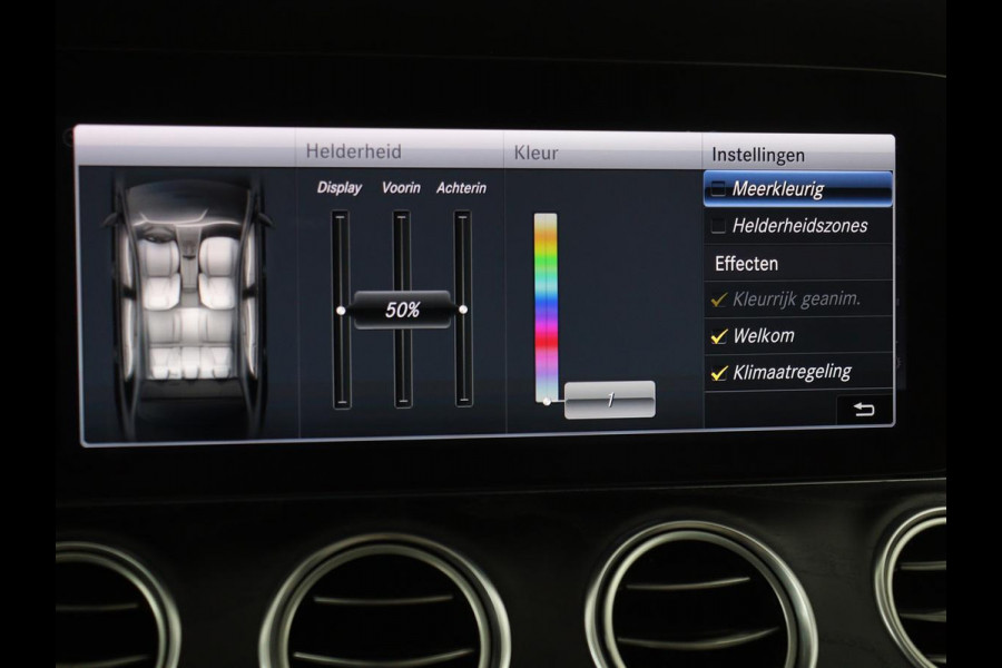 Mercedes-Benz E-Klasse 200 Business Solutions | Leder | 360 camera | Stoelverwarming | Carplay | Matrix LED | Widescreen | Park Assist | Navigatie | Memory