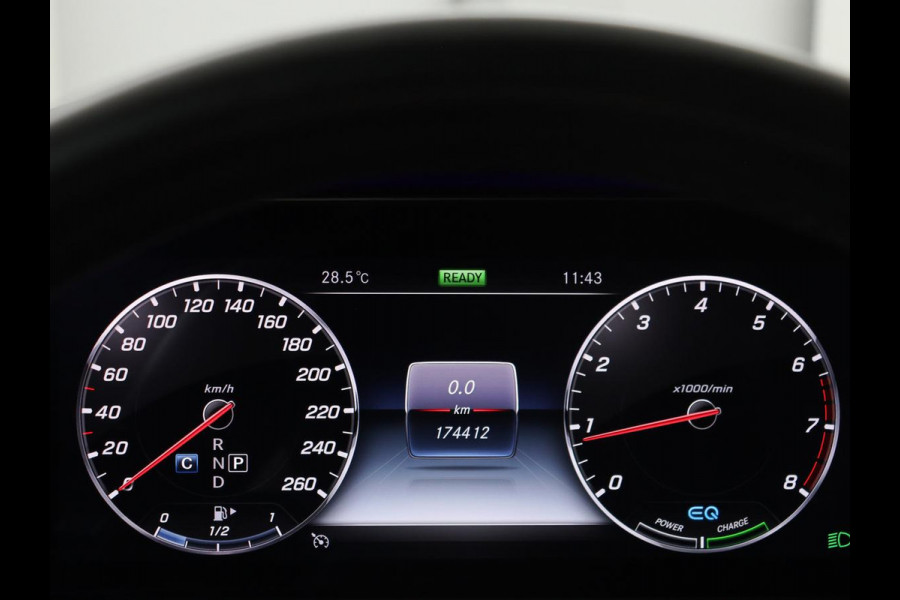 Mercedes-Benz E-Klasse 200 Business Solutions | Leder | 360 camera | Stoelverwarming | Carplay | Matrix LED | Widescreen | Park Assist | Navigatie | Memory