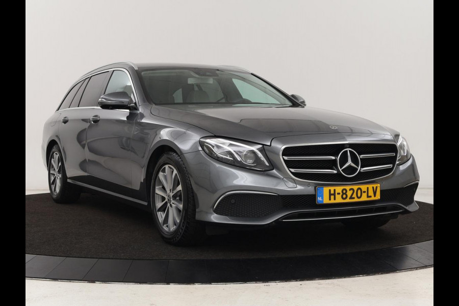 Mercedes-Benz E-Klasse 200 Business Solutions | Leder | 360 camera | Stoelverwarming | Carplay | Matrix LED | Widescreen | Park Assist | Navigatie | Memory
