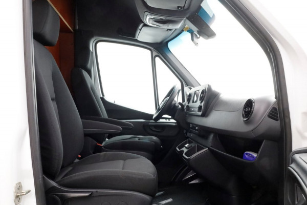 Mercedes-Benz Sprinter 314 CDI 143pk E6 7G Automaat L2H2 Servicewagen/230V/Camera Trekhaak 2800kg 04-2019