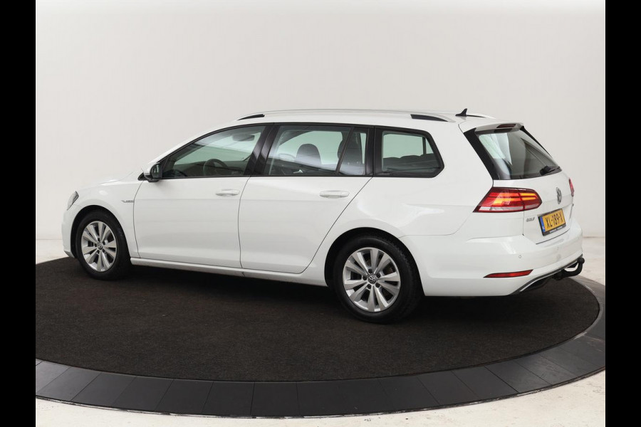 Volkswagen Golf 1.5 TSI Comfortline Business | Stoelverwarming | Massage | Carplay | Navigatie | Adaptive cruise | Climate control | Parkeerhulp | Bluetooth
