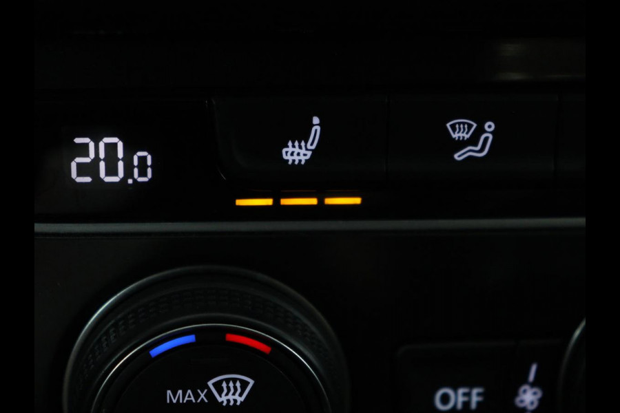 Volkswagen Golf 1.5 TSI Comfortline Business | Stoelverwarming | Massage | Carplay | Navigatie | Adaptive cruise | Climate control | Parkeerhulp | Bluetooth