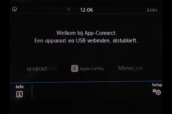 Volkswagen Golf 1.5 TSI Comfortline Business | Stoelverwarming | Massage | Carplay | Navigatie | Adaptive cruise | Climate control | Parkeerhulp | Bluetooth