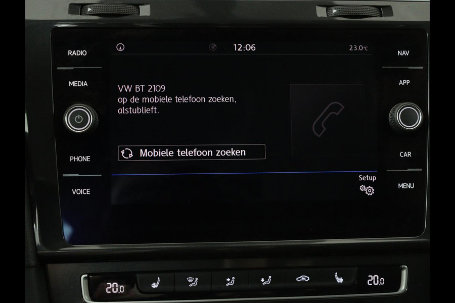 Volkswagen Golf 1.5 TSI Comfortline Business | Stoelverwarming | Massage | Carplay | Navigatie | Adaptive cruise | Climate control | Parkeerhulp | Bluetooth