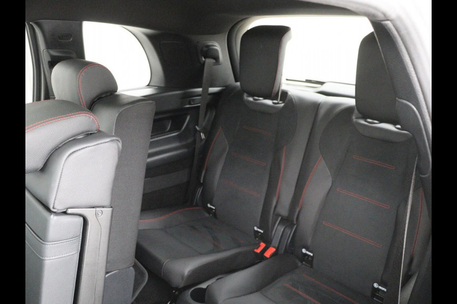 Mercedes-Benz GLB-Klasse 200 Business Solution AMG 7-persoons | Panoramadak | Trekhaak | Stoelverwarming | Matrix LED | Memory | Keyless | Camera | Navigatie