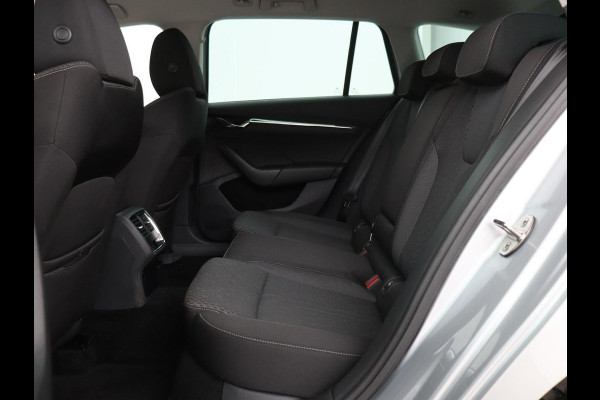Škoda Octavia 1.4 TSI iV PHEV Business Edition | Stoelverwarming | Adaptive cruise | Carplay | Stuur & achterbankverwarming | Memory | Navigatie | Parkeerhulp