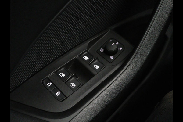 Škoda Octavia 1.4 TSI iV PHEV Business Edition | Stoelverwarming | Adaptive cruise | Carplay | Stuur & achterbankverwarming | Memory | Navigatie | Parkeerhulp