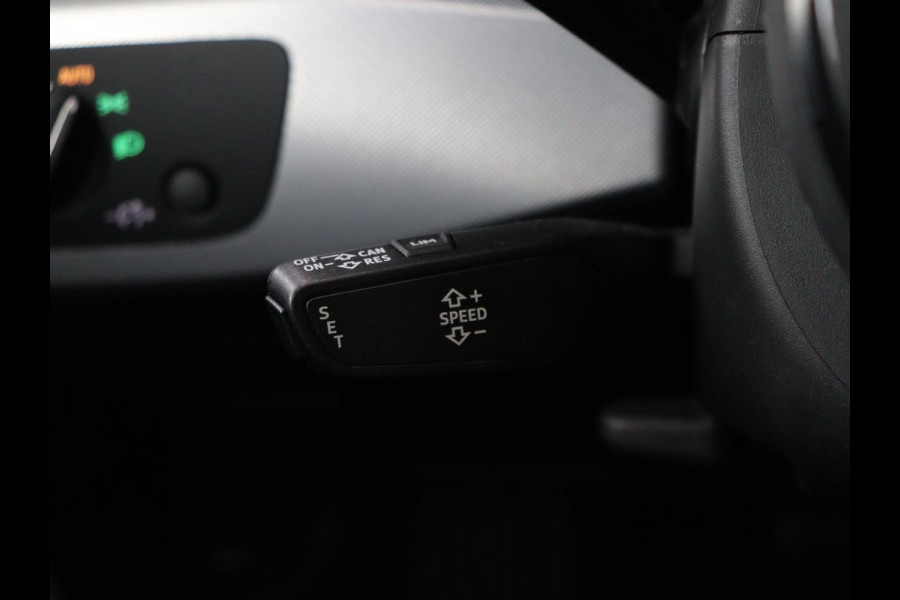 Audi A4 35 TFSI Sport Lease Edition | Full LED | Sportstoelen | Navigatie | Parkeerhulp | Climate control | Cruise control | Bluetooth