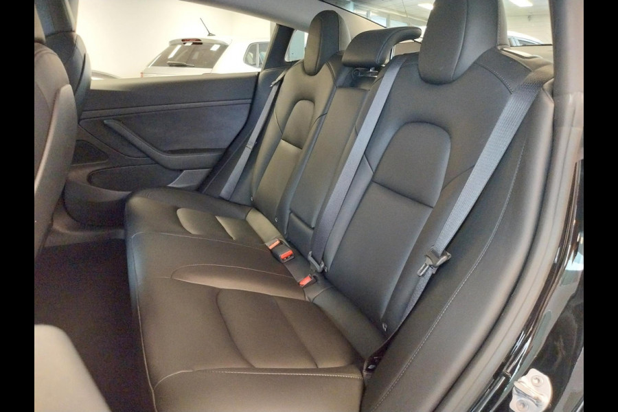 Tesla Model 3 Standard RWD Plus 60 kWh