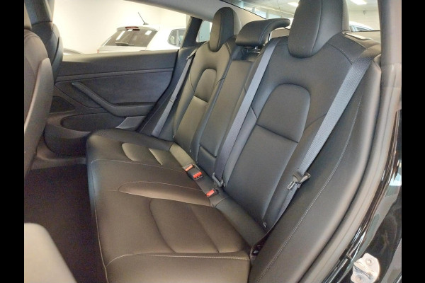 Tesla Model 3 Standard RWD Plus 60 kWh
