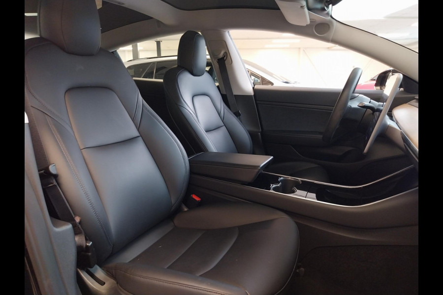 Tesla Model 3 Standard RWD Plus 60 kWh