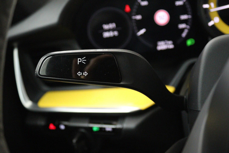 Porsche 992 911 3.0 Carrera S (FULL Option, Dealer OnderH, Sport design GTS, Pano, Sport Chrono, 4W Besturing, Stoel Koeling, Etc)