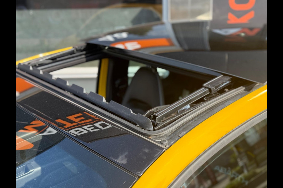 Fiat 500 1.4 T-Jet Abarth Competizione 70th Anniversary