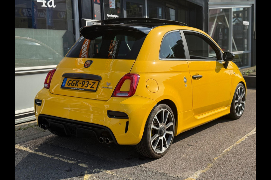 Fiat 500 1.4 T-Jet Abarth Competizione 70th Anniversary