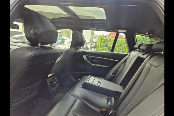 BMW 3 Serie Touring 320i M Sport Shadow EX 6WB Panorama Apple CarPlay Digitaal Teller NAP 2e-Eig F31