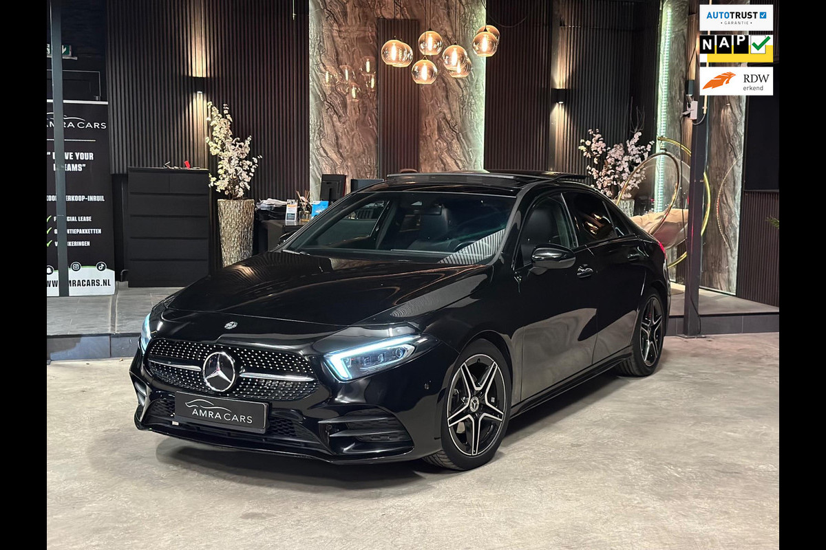 Mercedes-Benz A-Klasse 180 AMG|PANO|SFEER|MEMORY Mercedes-Benz A-Klasse 180 AMG|PANO|SFEER|MEMORY