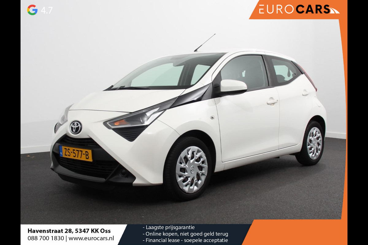 Toyota Aygo 1.0 VVT-i x-play Automaat | Camera | Scherm | Airco | 5 deurs Toyota Aygo 1.0 VVT-i x-play Automaat | Camera | Scherm | Airco | 5 deurs