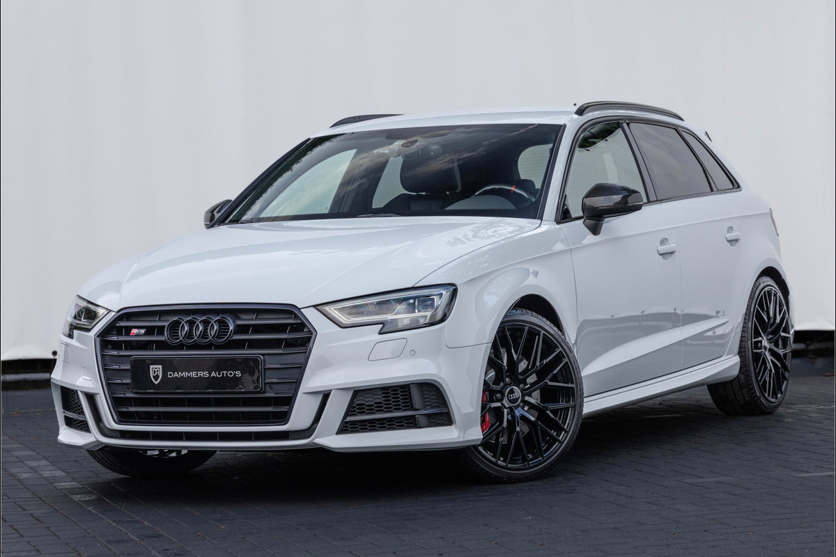 Audi S3 Sportback 2.0 TFSI 310pk Quattro 19'' Carbon Virtual LED Magnetic ride Audi S3 Sportback 2.0 TFSI 310pk Quattro 19'' Carbon Virtual LED Magnetic ride