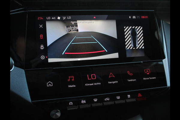 Peugeot 308 1.2 PureTech GT Climate control Adaptive cruise control Parkeersensoren Achteruitrijcamera Navigatie Voorstoelen verwarmd LED Apple Carplay/ Android Auto